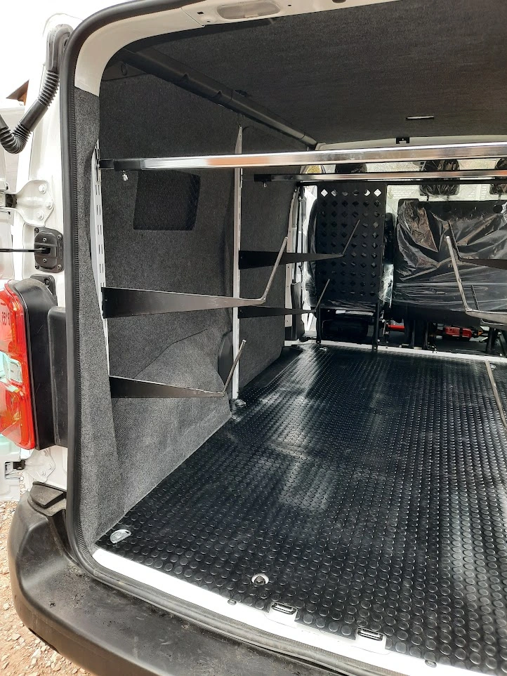 Zabudowy busów Domibud Kielce, Warszawa, Mazowsze.