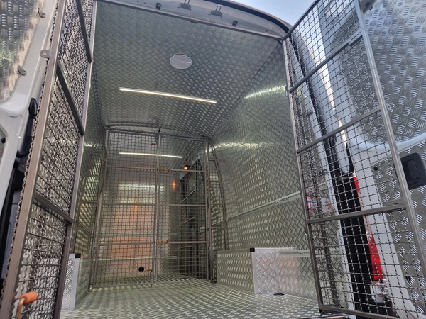 Zabudowy busów Domibud Kielce, Warszawa, Mazowsze.