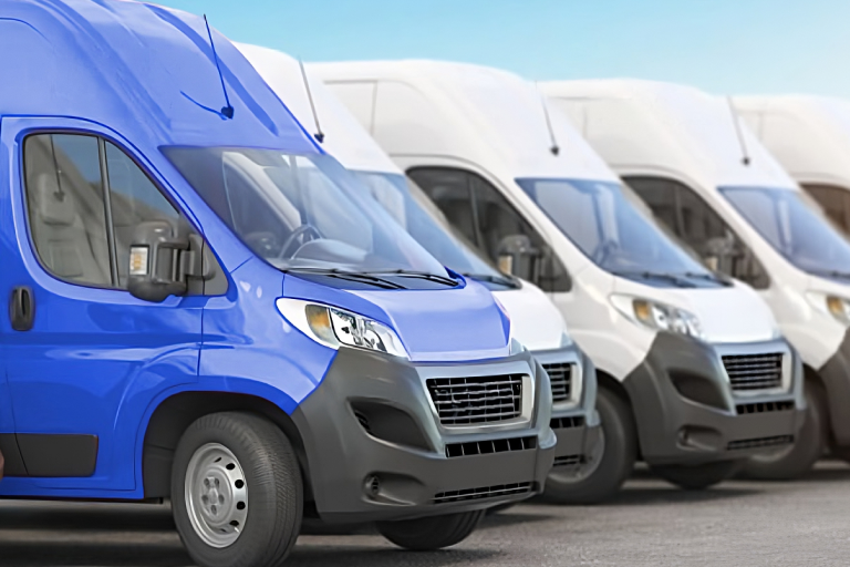 Bus ładowany przez kierowcę.